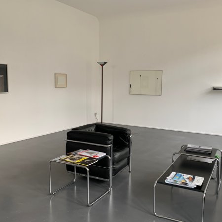  | TITLE: Resonanz Install | 
                        