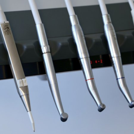  | TITLE: Instrumente Behandlungseinheit 2 | 
                        